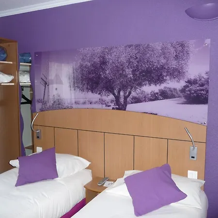 Kyriad Direct Hotel Arles